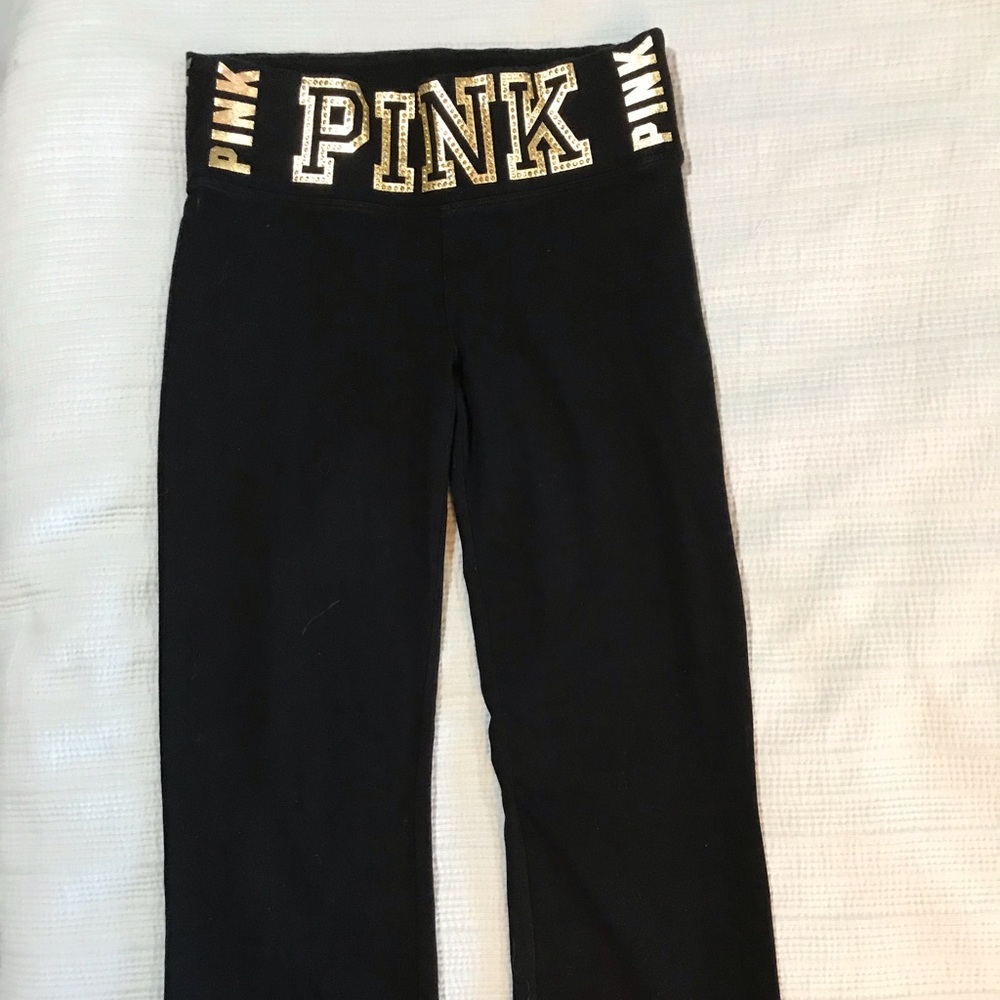 Pink yoga pants.